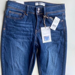 Midrise Ankle Jeans